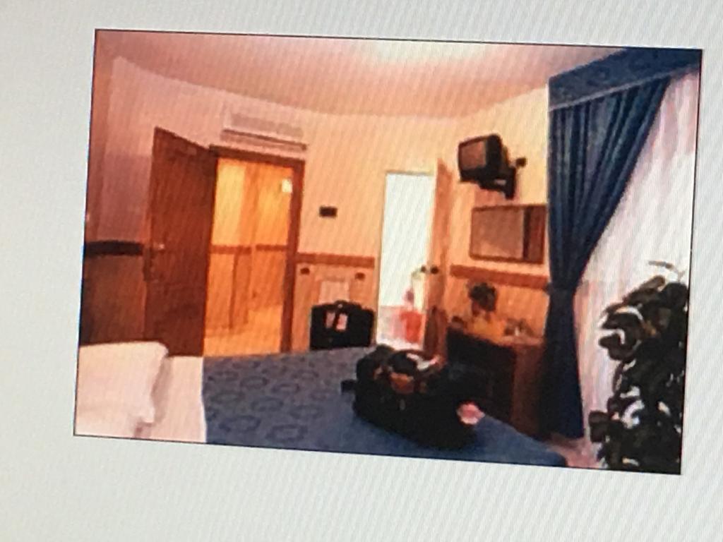 Hotel Rubino روما المظهر الخارجي الصورة