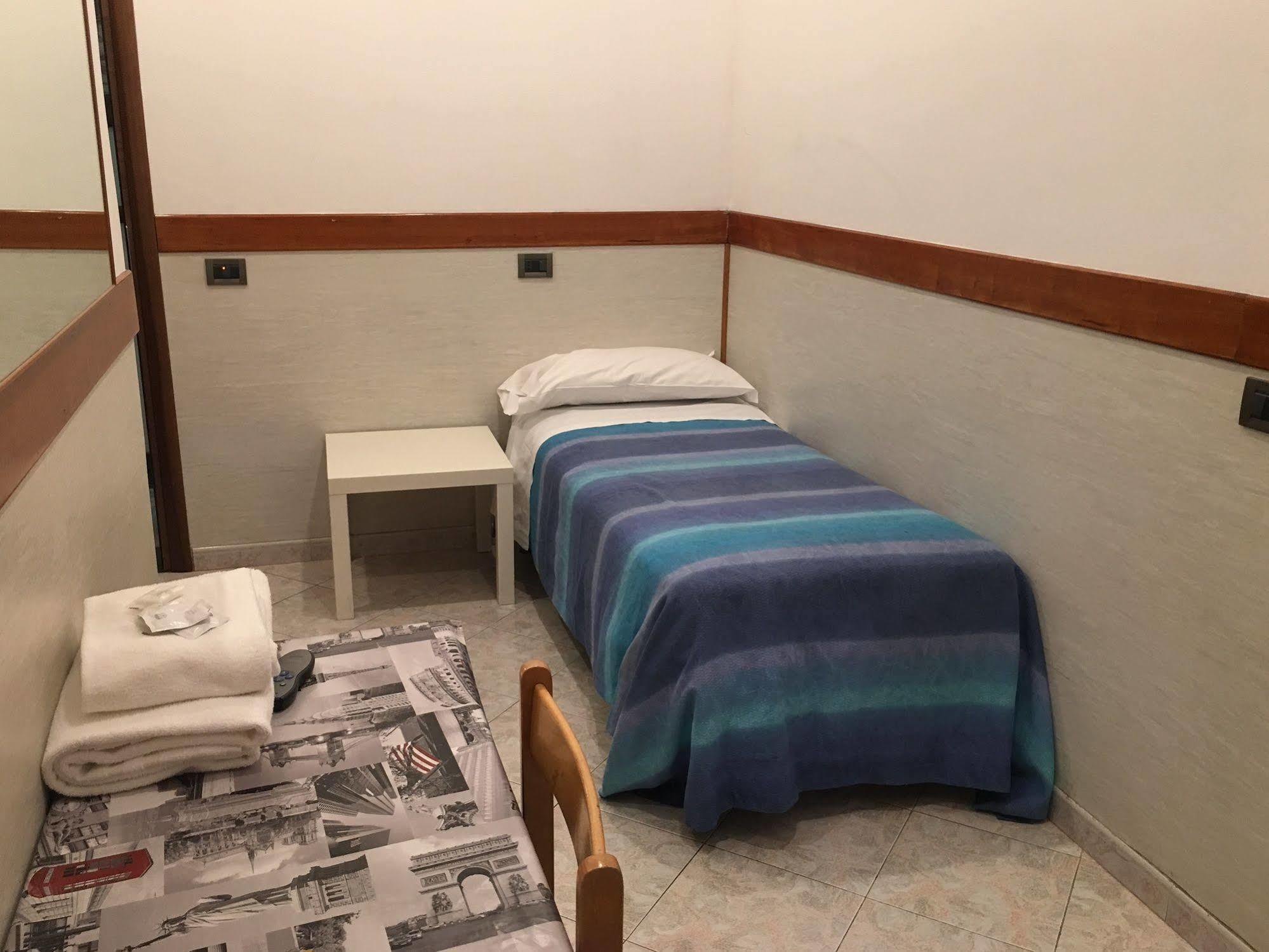 Hotel Rubino روما المظهر الخارجي الصورة